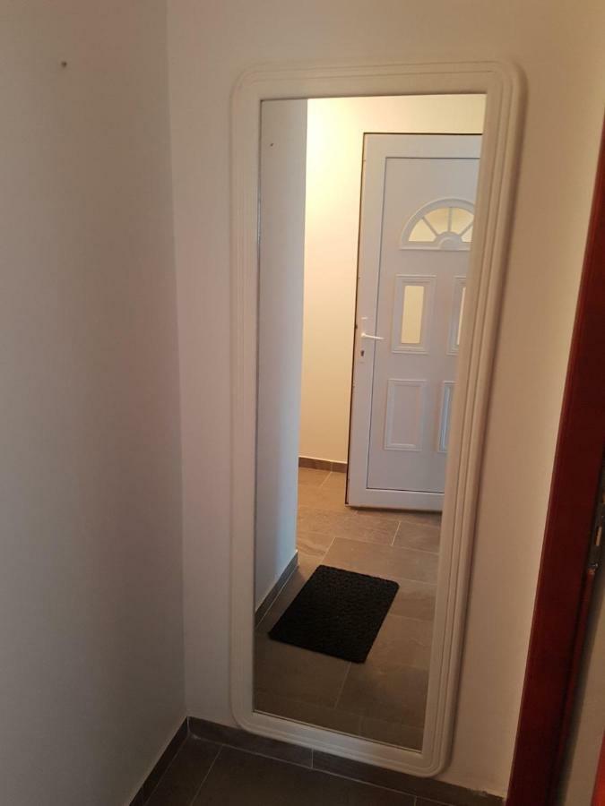 Apartmani Lucija Maslenica Buitenkant foto